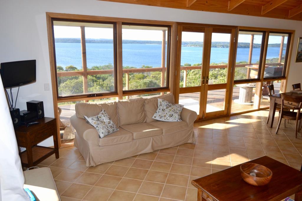 Вілла Pelican Lagoon Cabin Екстер'єр фото